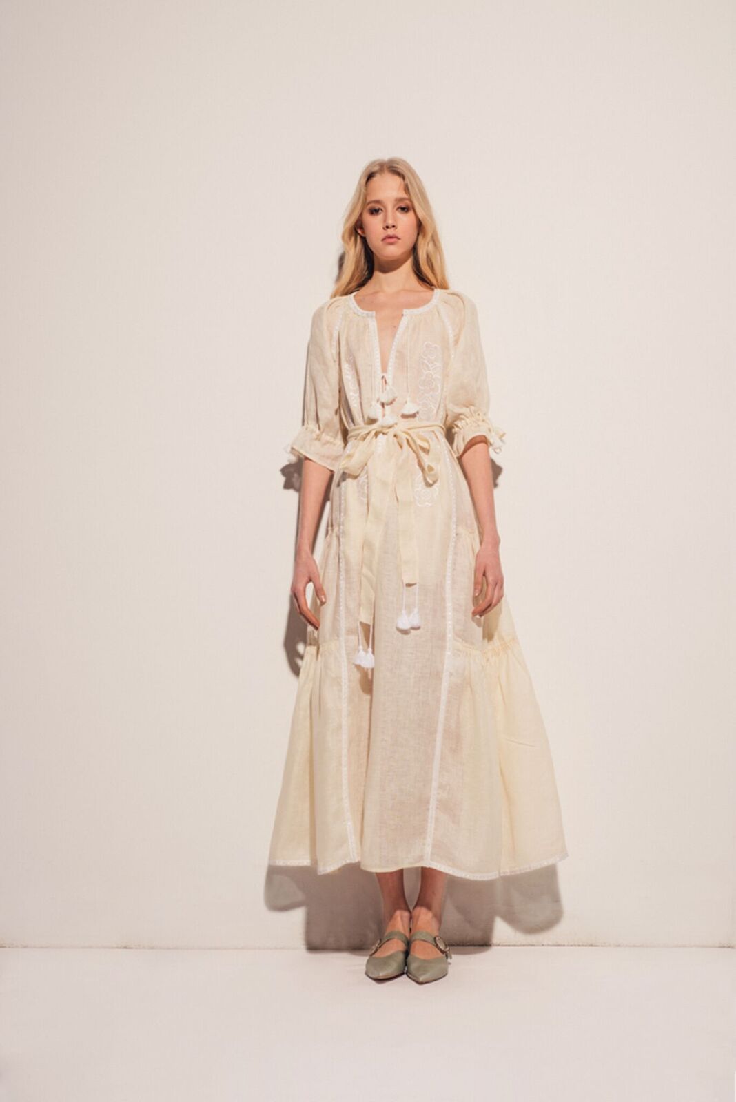 Nina Maxi Dress in Creme