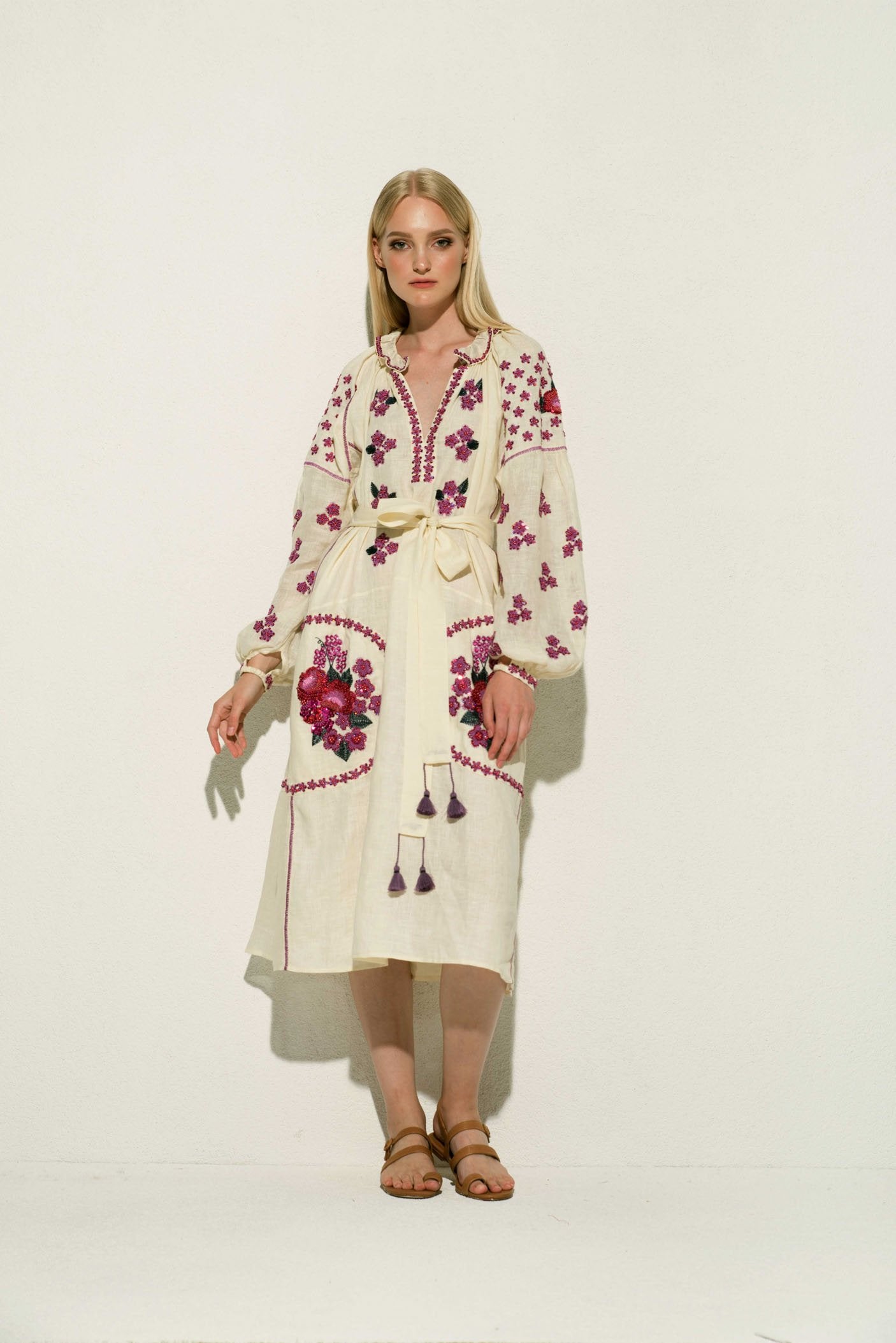 Royal Grace Midi Dress in Creme